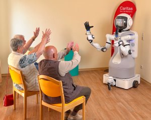 Elderly patients working with GARMI